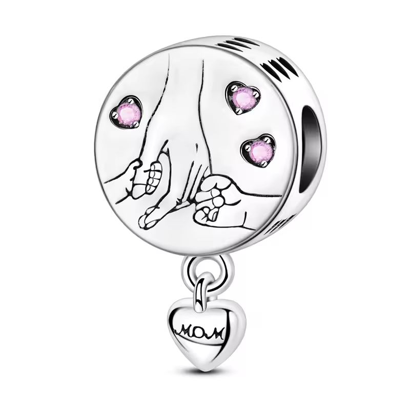 Charm aus 925 Sterling Silber mit Gravur einer Mutterhand & Kinderhände, rosa Zirkoniasteinen & beweglichem Herzanhänger mit „MOM“-Gravur
