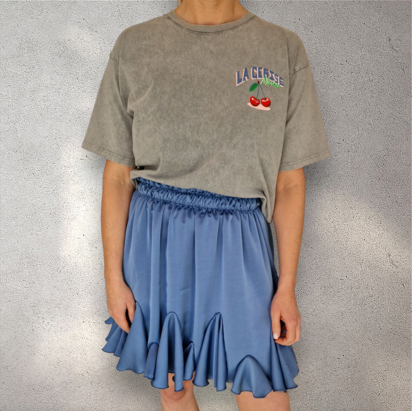 Oversized T-Shirt mit "La Cerise Market" Print