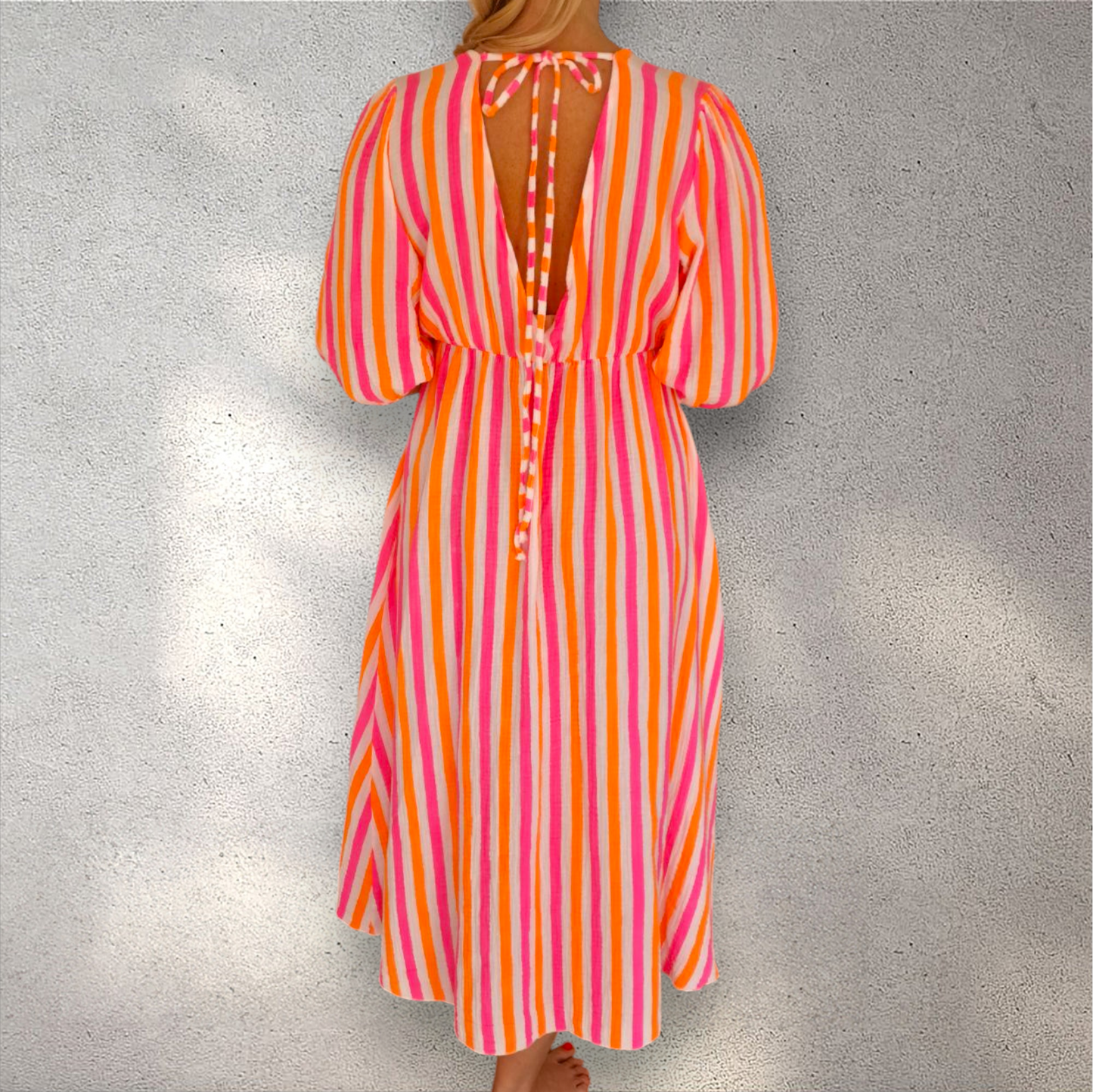 Leichtes Baumwoll-Sommerkleid