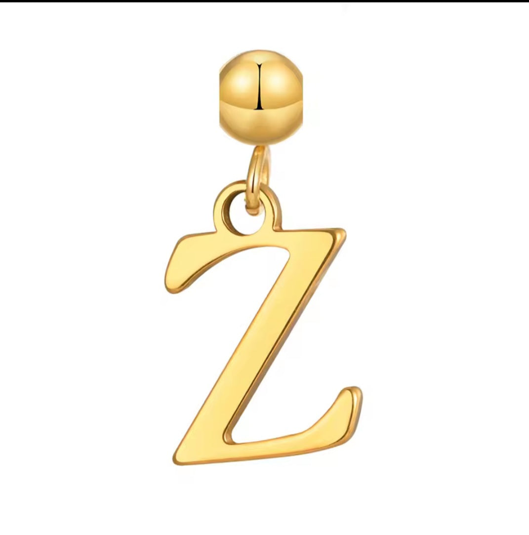 Bogue Buchstaben-Charm A - Z aus 18K IP-vergoldetem Edelstahl, ca. 1,2 cm