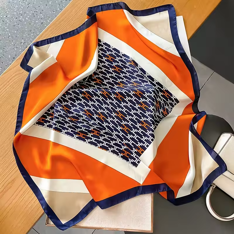 Satin-Haartuch Damen blau weiß orange geometrisches Muster