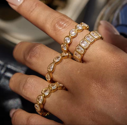 Statement Ring Gold | Zeitloser Schmuck mit Steinbesatz