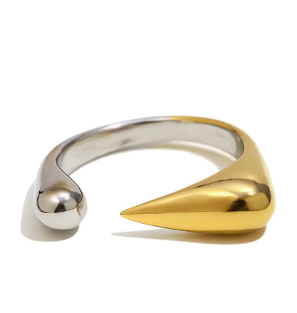 „Bicolor-Ring aus Edelstahl in Silber und 18K Gold mit modernem Design