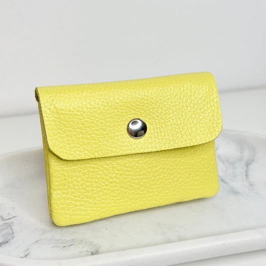 Gelbe Mini-Geldbörse aus Leder – stylisch & kompakt
