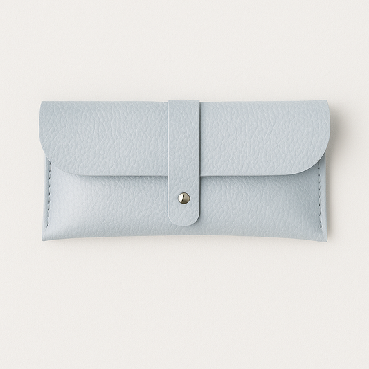 Hellblaues Leder-Brillenetui mit edler Struktur