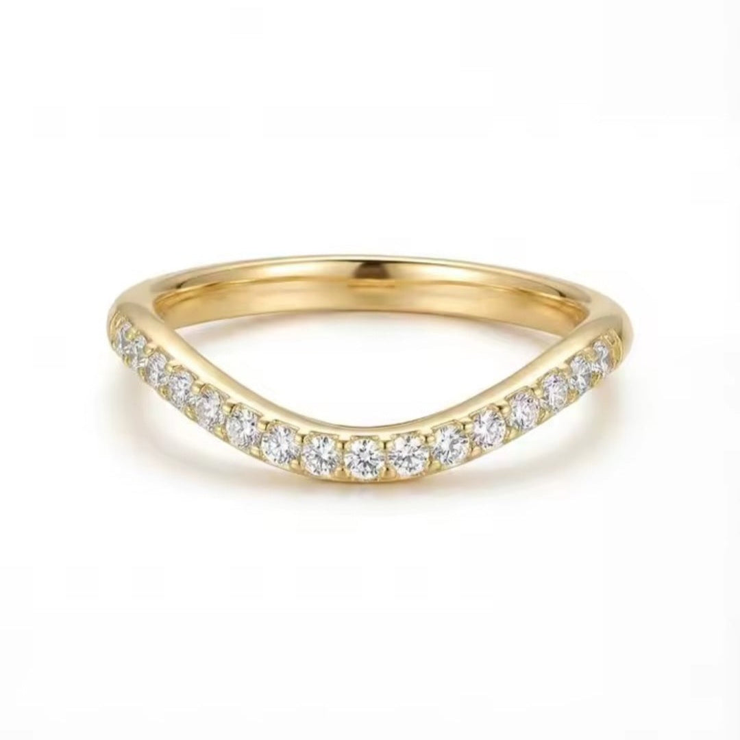 ✨ Minimalistischer V Zirkonia Ring, aus 925 Sterling Silber, vergoldet